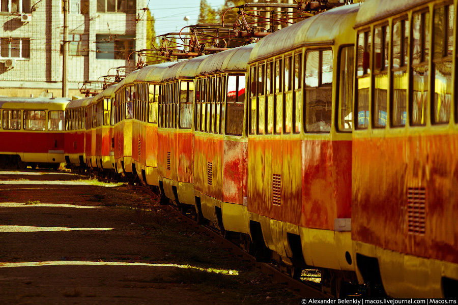 Видимо, в Волгограде профицит трамваев. Волгоград, Россия
