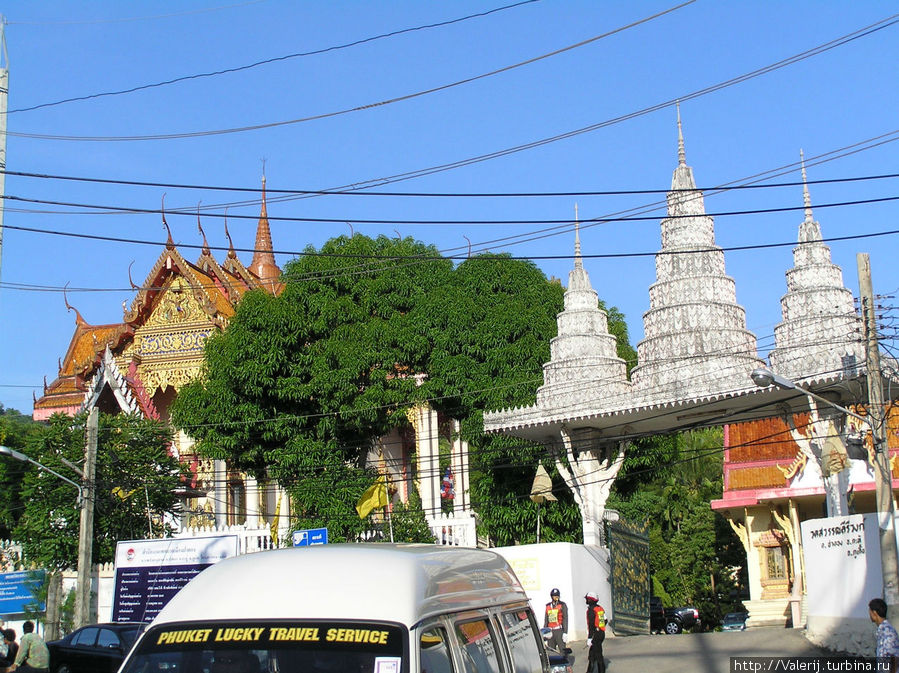 Местный храм Пхукет, Таиланд