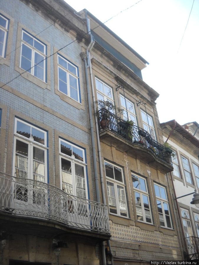 Типичная застройка Брага, Португалия