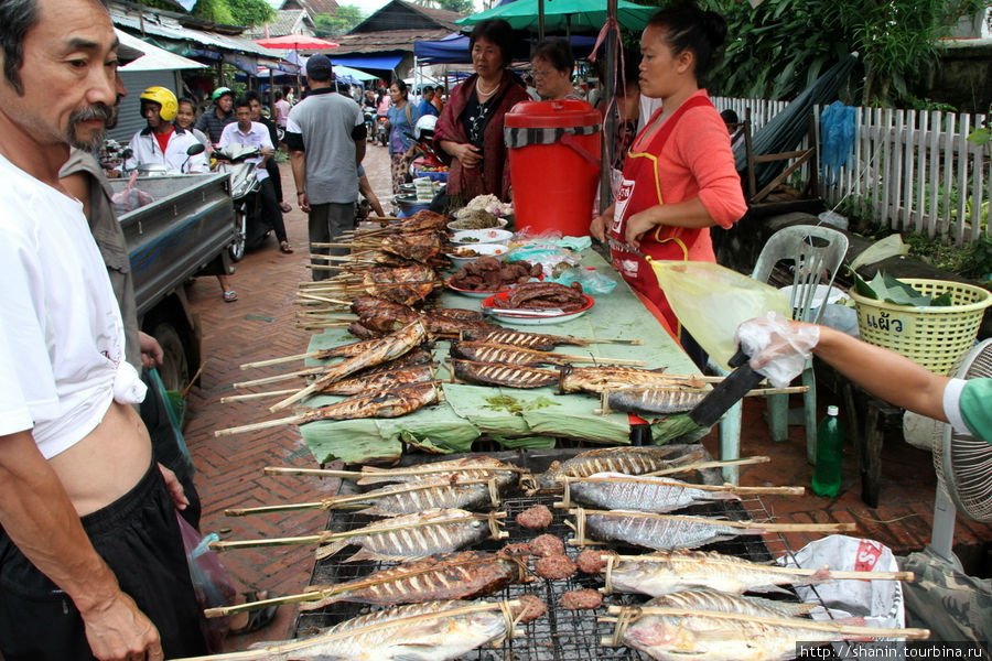 Продукты - сырые, вареные, жареные... Луанг-Прабанг, Лаос