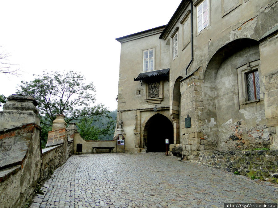 Вход в замок с наружной стороны Кршивоклат, Чехия