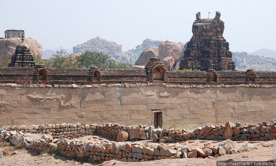 Хампи - Храм на горе и место силы Хампи, Индия
