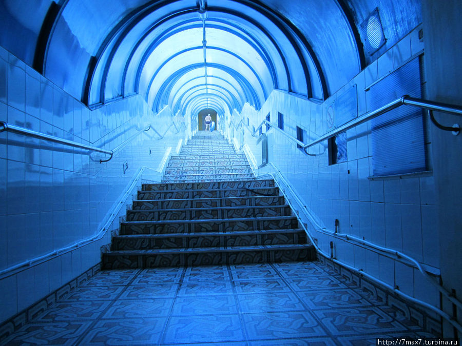 Лестница на горки Лоо, Россия