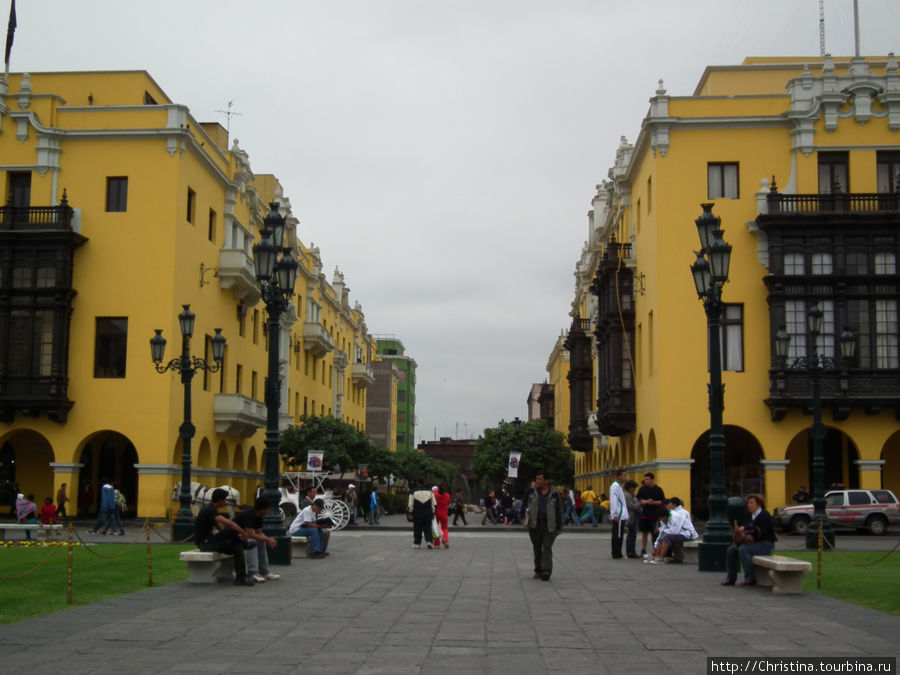 Лима — город желтых фасад