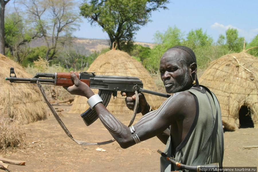 Воин мурси Эфиопия