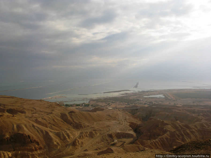Вид сверху на море. Мертвое море, Израиль