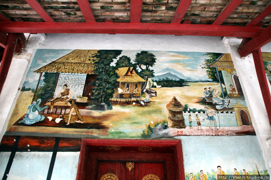 Монастырь у железного моста Луанг-Прабанг, Лаос