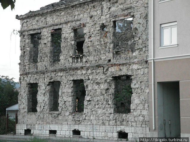 Последствия гражданской боснийской войны 1992-1995 гг. Мостар, Босния и Герцеговина