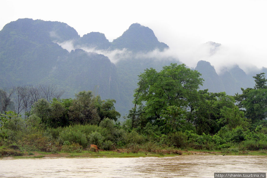 Река Нам Сонг Ванвьенг, Лаос