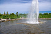 Нижний парк, фонтан менажерский, радуга в фонтане