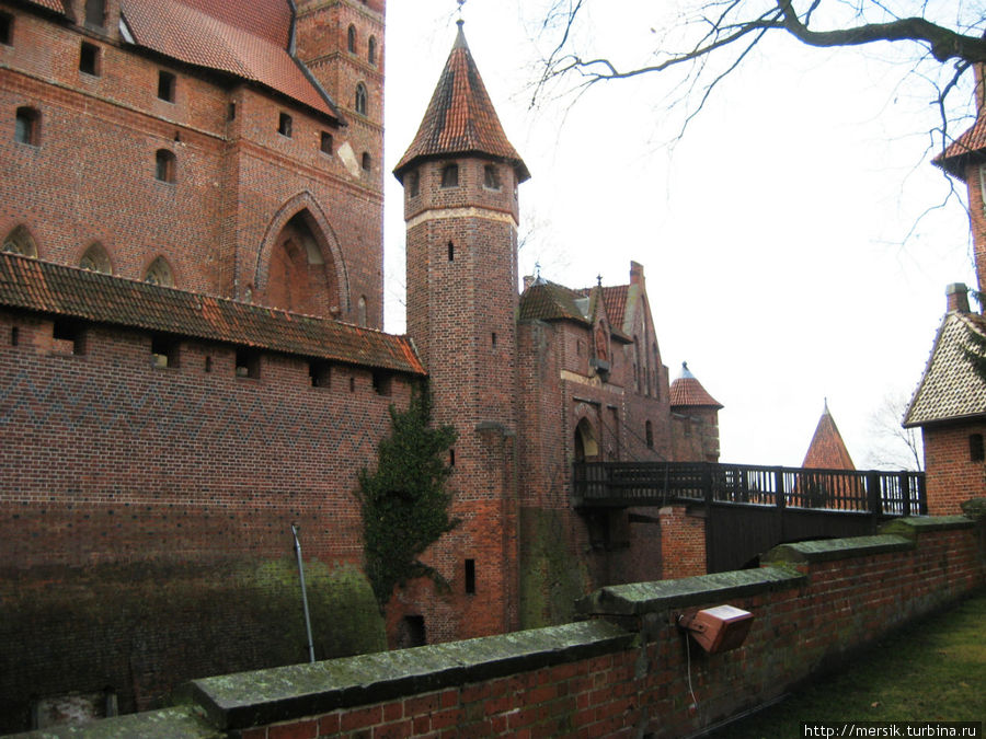 Мариенбург — самый большой в мире кирпичный замок Мальборк, Польша