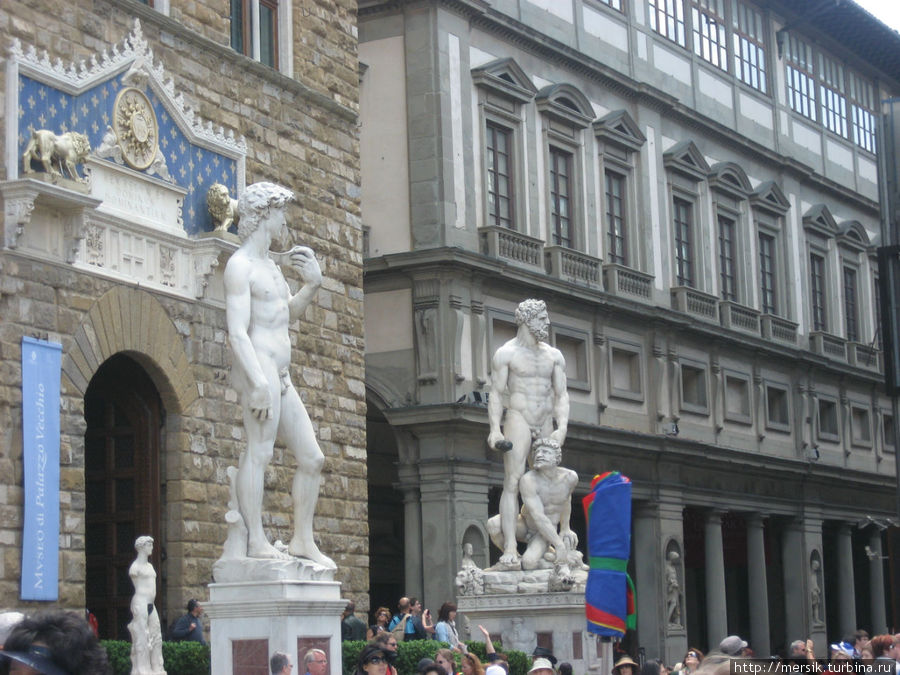 Улицы, площади, памятники и фонтаны Флоренция, Италия