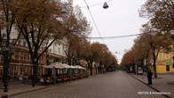 Улица Дерибасовская ранним осенним утром.
