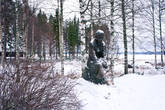 Памятник сказительнице Огойе Маарянен