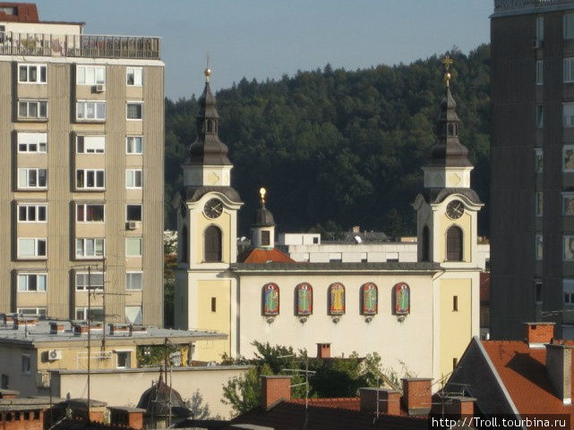 Церковь несколько принижена Любляна, Словения
