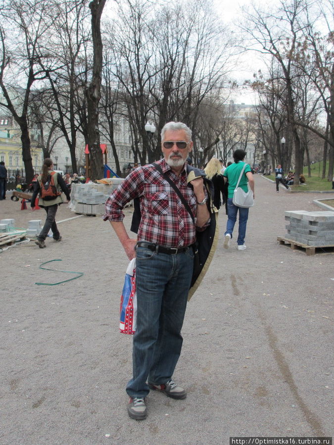 Прогулка по Гоголевскому бульвару с мужем, который жил рядом Москва, Россия