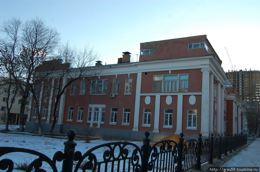 Здание с мемориальными досками Бакулеву и Краузе Саратов, Россия