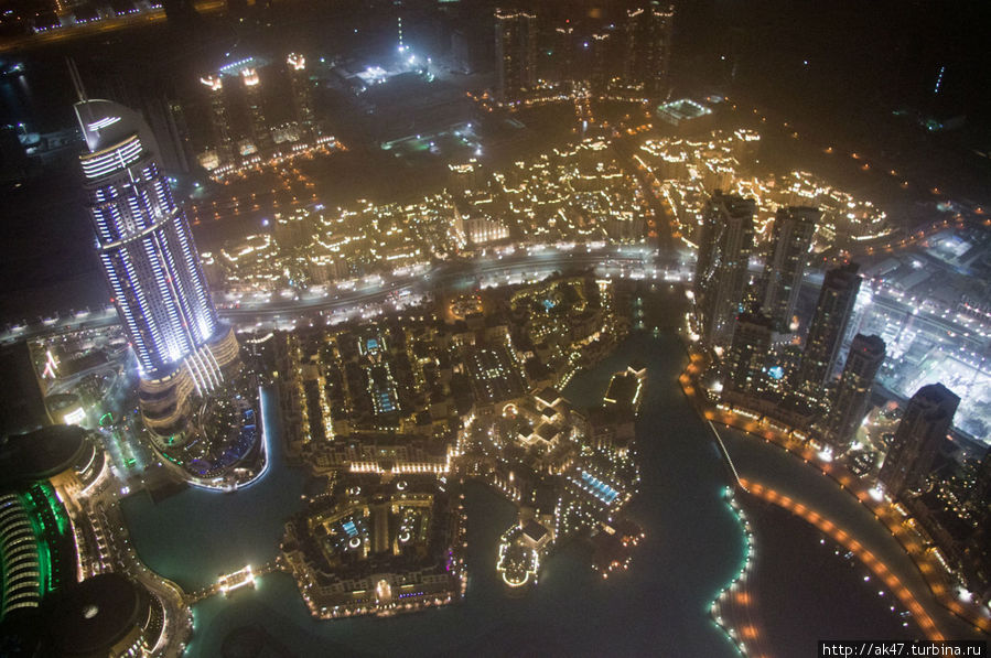 вид сверху на город Дубай, ОАЭ