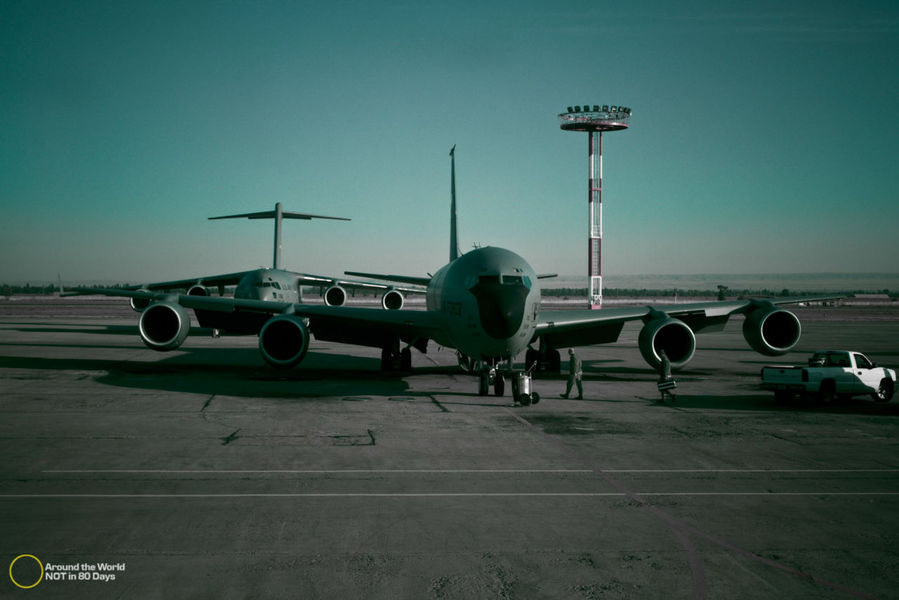 Транспортные самолеты военной авиации США. Бишкек, Киргизия