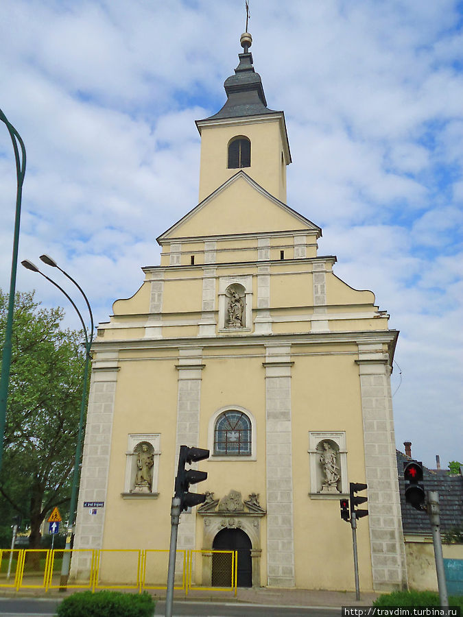 Костёл Святого духа, построенній в 1701-1702 годах и расположенній на ul. Armii Krajowej Жагань, Польша