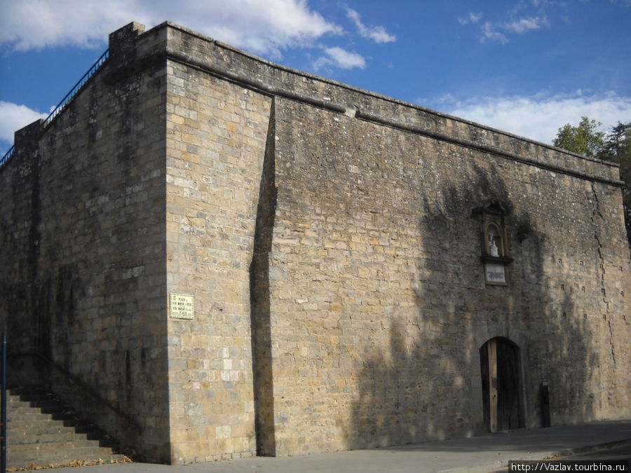 Так выглядят местные укрепления Памплона, Испания
