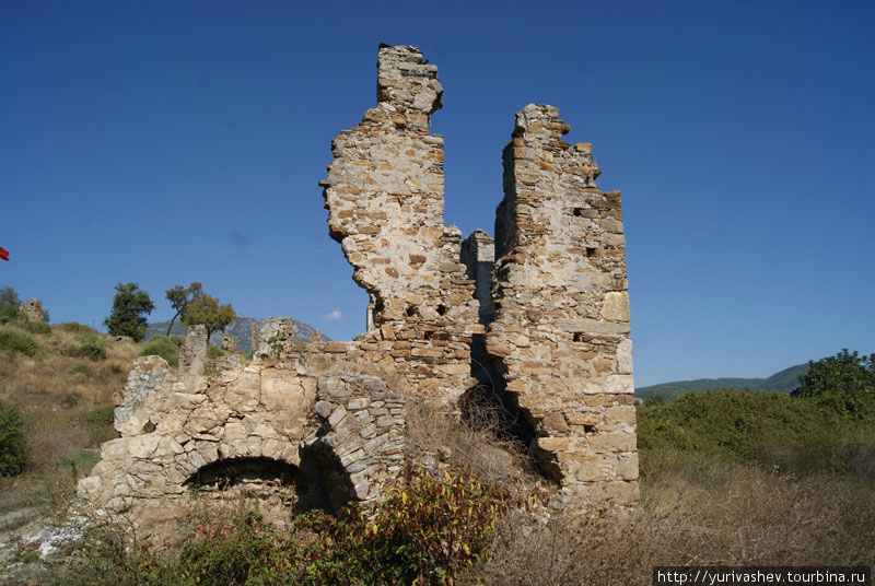 Махмутлар, Turkish-European City и античный порт Наула. Махмутлар, Турция