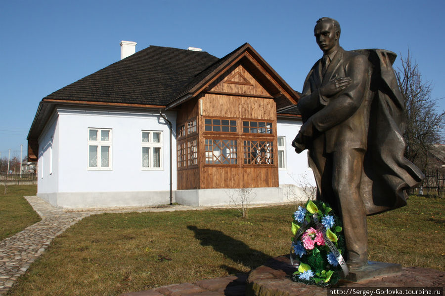 Музей Степана Бандеры Калуш, Украина