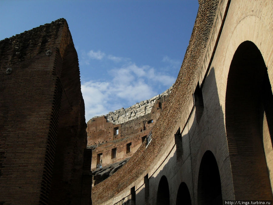 Колоссальный  Колизей Рим, Италия