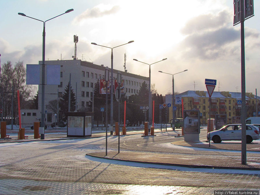 Привокзальная площадь, выезд в город Харьков, Украина