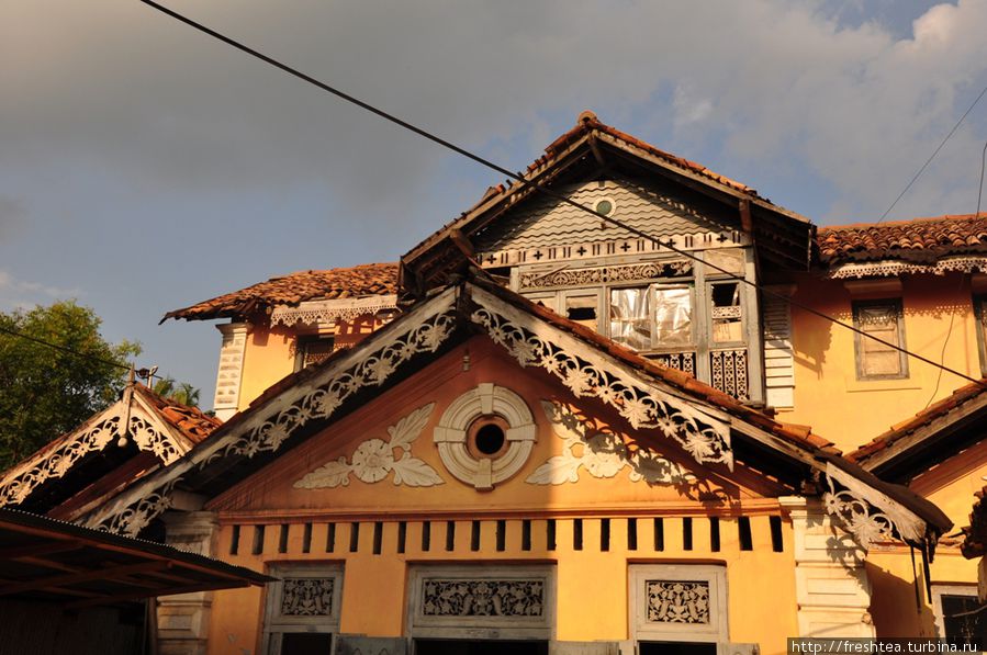 Дом в Тангалле, которому, по словам хозяйки, больше 125 лет. Шри-Ланка