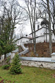 К концу XVII века Святогорский монастырь числился среди трех десятков «старших» обителей на Руси