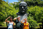 Да-да, на далеком Маврикии мы нашли памятник Ленину!