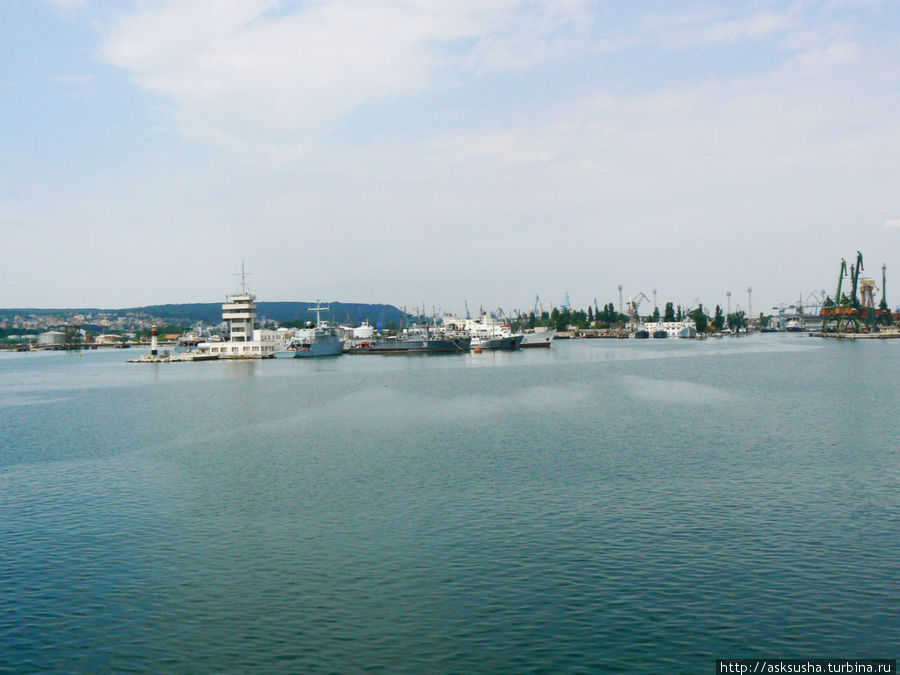 Самый крупный порт Болгарии Варна, Болгария