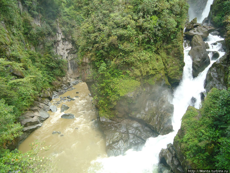 Второй сильный и очень красивый водопад Пайлон дель Дьяболо. И самый красивый из всех, что я видела в жизни. Баньос, Эквадор