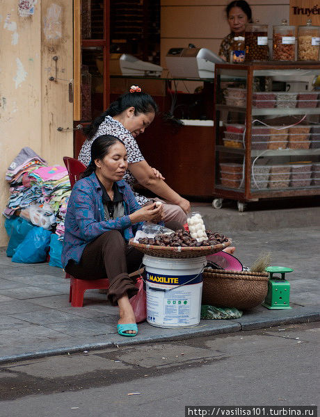 Ханой — город мотороллеров и уличных торговцев Ханой, Вьетнам