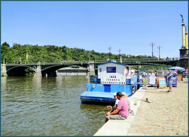 Чехов мост — самый модерн