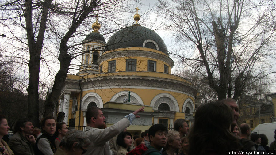Никольский собор- любимая церковь Ахматовой. Здесь её  отпевали 10 марта 1966 года, а похоронили под Ленинградом. Москва, Россия