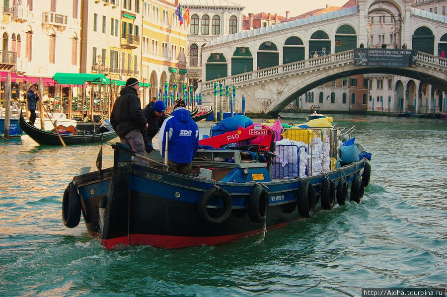 Смена белья в отелях. Венеция, Италия