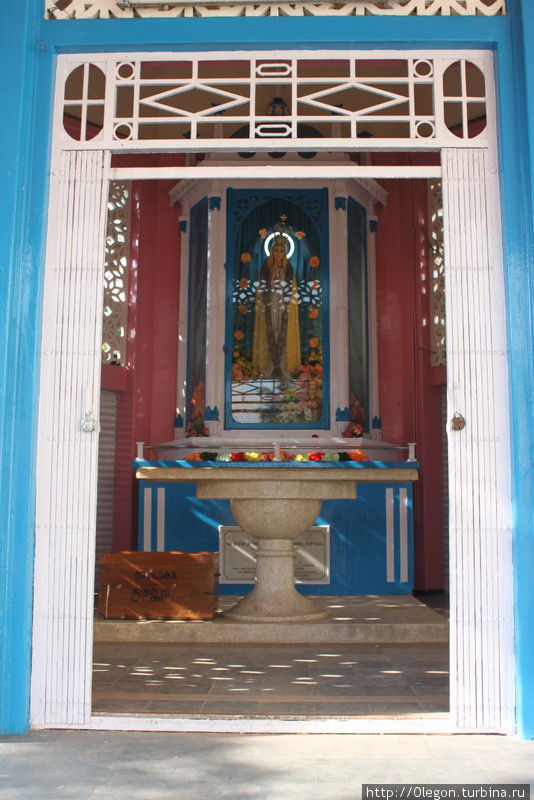 Базилика Санта Круз Кочи, Индия