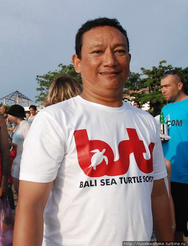 Как Турбина участвовала в спасении морских  черепах Кута, Индонезия
