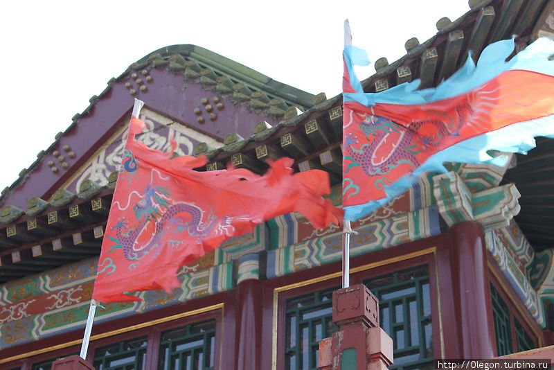 Флаги с драконами Китай