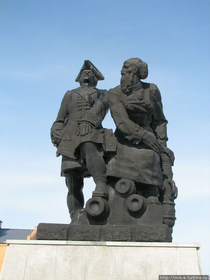 Памятник Демидову и Петру 1 Невьянск, Россия