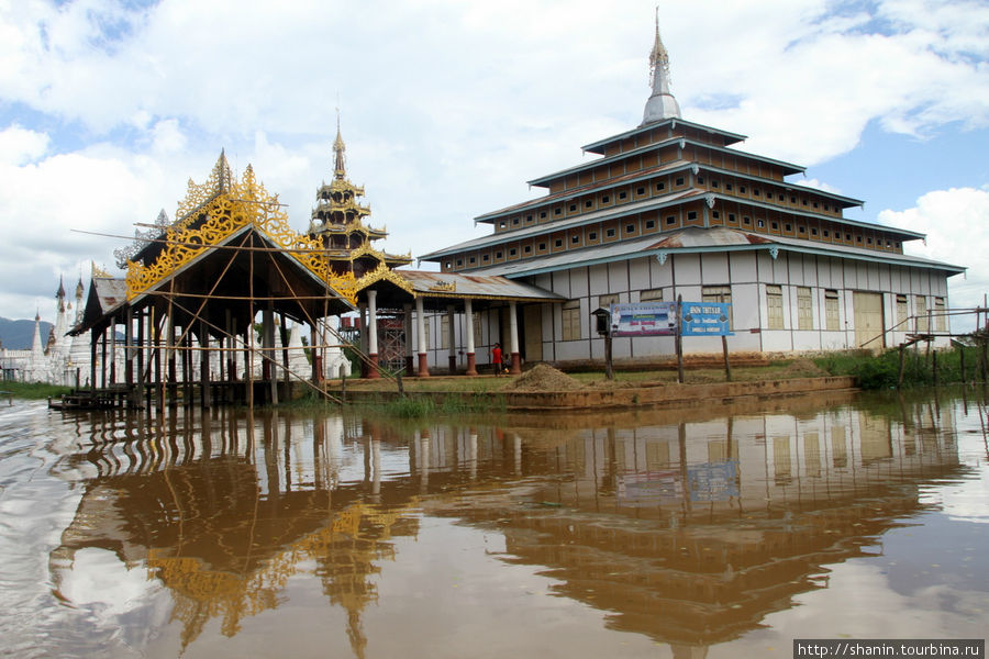 Буддистские монастыри и ступы Ньяунг-Шве, Мьянма