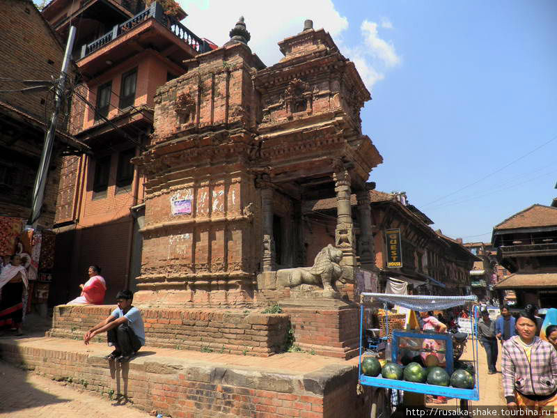 Площадь мастеров Бхактапур, Непал