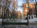 Общежитие, Дом №7 Корпус №1, уже уничтожено, под вывеской Управления Делами Президента РФ!