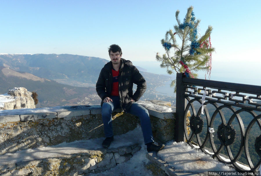 Найти зиму в Новый год: гора Ай-Петри над Чёрным морем Ялта, Россия