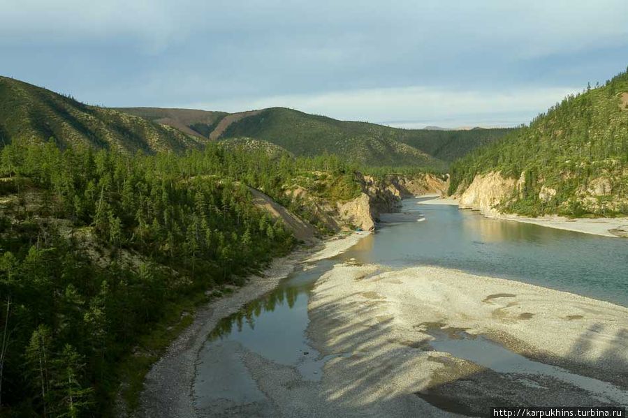 Река Омулёвка ниже Урультуна Магаданская область, Россия