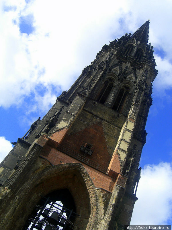 Башня церкви Святого Николая Гамбург, Германия