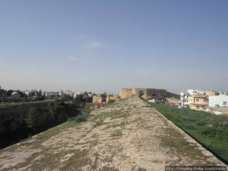 Крепостные стены  Фамагусты Фамагуста, Турецкая Республика Северного Кипра