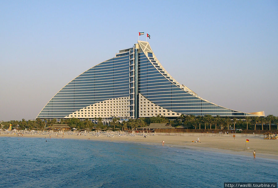 Отель Джумейра бич. (волна) Дубай, ОАЭ